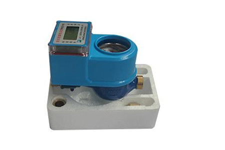 選擇多流束旋翼式水表時需考慮哪些因素？